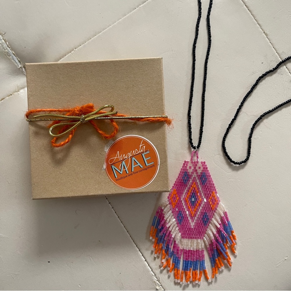 Augusta MAE Colorful Necklace!